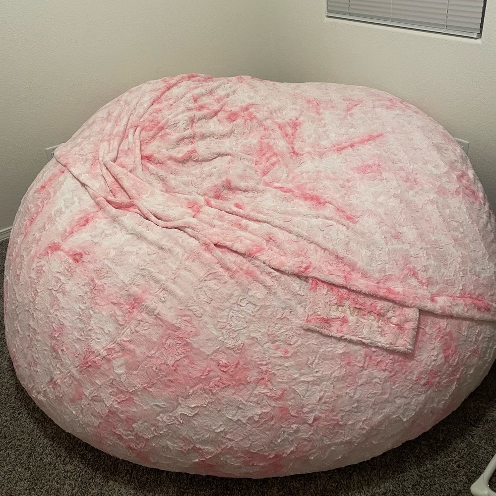 LoveSac “Big One” like brand new, barely used!  Usually $1800